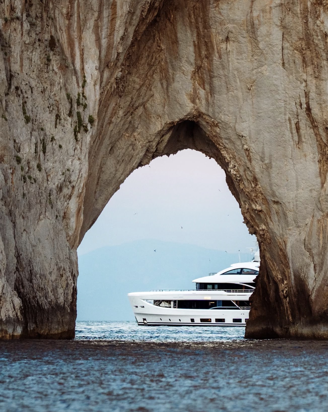 Yachts & Charter